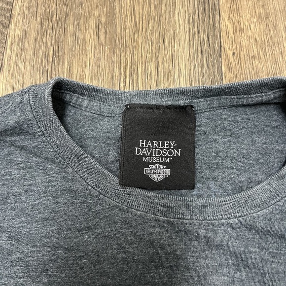 Harley Davison Museum Size Medium Gray Short Sleeve - Picture 3 of 8
